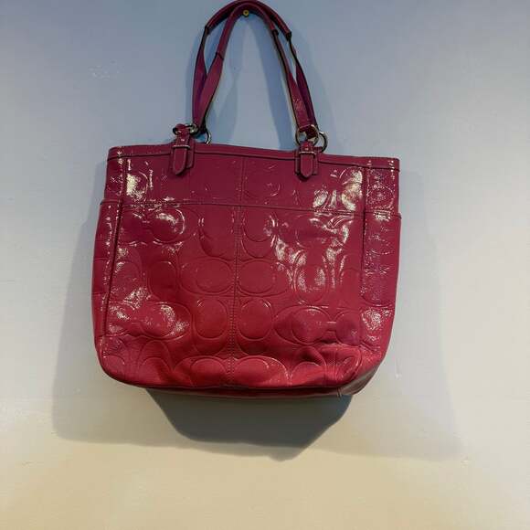 Coach Patent Leather Signature Tote Bag – Pink Embossed Logo - Picture 2 of 4